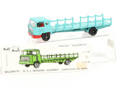 MAJORETTE (FRANCE) (1)