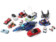 DIVERS (12)