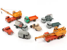 DINKY TOYS (FRANCE) (9)