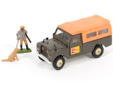 BRITAINS (GB) (1)
