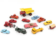 DINKY TOYS (13)