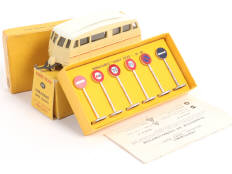 DINKY TOYS (FRANCE) (2)
