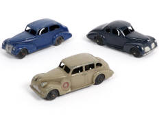 DINKY TOYS (GB) (3)