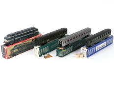 HORNBY 'HO' (4)