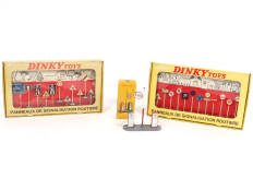 DINKY TOYS (FRANCE) (3)