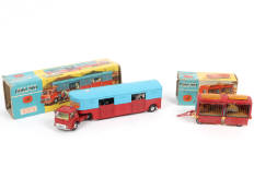 CORGI TOYS (GB) (2)