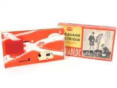 ADOR (FRANCE) (1)