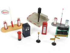 DINKY TOYS (9)