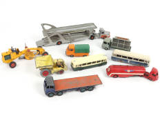 DINKY TOYS (9)
