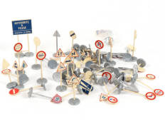DINKY TOYS (1)