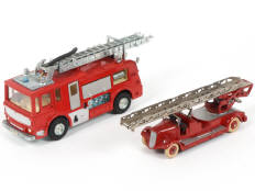 DINKY TOYS (2)