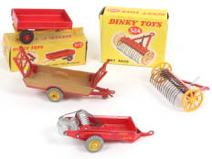 DINKY TOYS (GB) (4)
