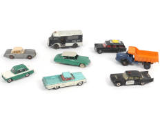 DINKY TOYS (8)