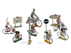 FIGURINES DIVERSES (13)
