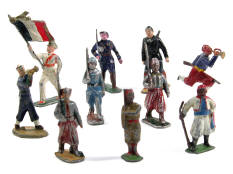 FIGURINES DIVERSES (10)