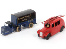 DINKY TOYS (GB) (2)