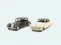 DINKY TOYS (FRANCE) (2)