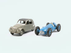 DINKY TOYS (FRANCE) (2)