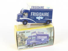 DAN-TOYS (FRANCE) (1)