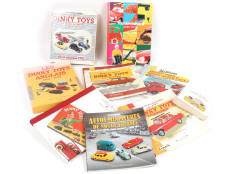 DINKY TOYS (9)