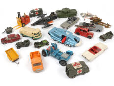 DINKY TOYS (15)