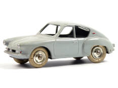 C.I.J. (FRANCE) (1)
