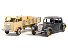 DINKY TOYS (FRANCE) (2)
