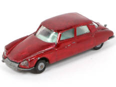 MAJORETTE (FRANCE) (1)