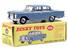 DINKY TOYS GB (1)