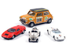 DIVERS - VARIOUS (4)