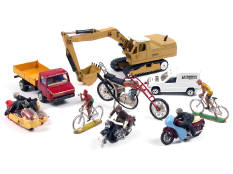 DIVERS - VARIOUS (9)