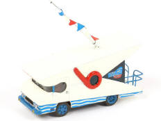 LE PETIT NAVIRE (FRANCE) (1)