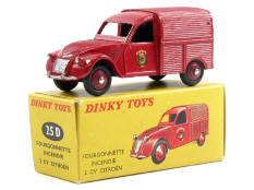 DINKY TOYS FRANCE (1)