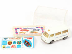 MAJORETTE (FRANCE) (1)