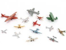 DINKY TOYS (14)