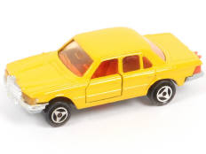 MAJORETTE (FRANCE) (1)