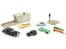 DINKY TOYS (8)