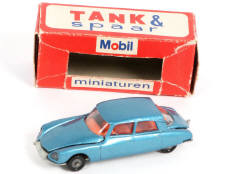 MAJORETTE (FRANCE) (1)