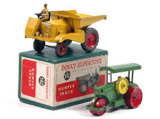 DINKY TOYS GB & DIVERS (2)