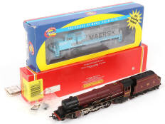 HORNBY 'HO' (2)