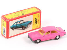 MAJORETTE (FRANCE) (1)