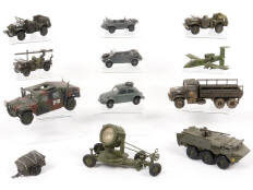 DIVERS (12)