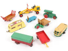 DINKY TOYS (9)