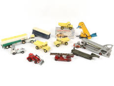 DINKY TOYS (12)