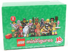 Lot 225 - LEGO (DANEMARK) (1)