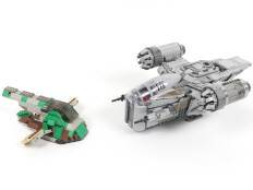 Lot 228 - LEGO (DANEMARK) (2)