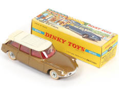 Lot 338 - DINKY TOYS (FRANCE) (1)