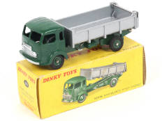 Lot 318 - DINKY TOYS (FRANCE) (1)