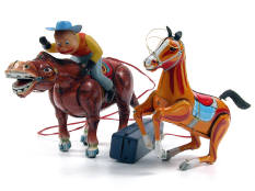 DAIYA & MODERN TOYS (2)