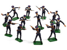 FIGURINES DIVERSES (12)